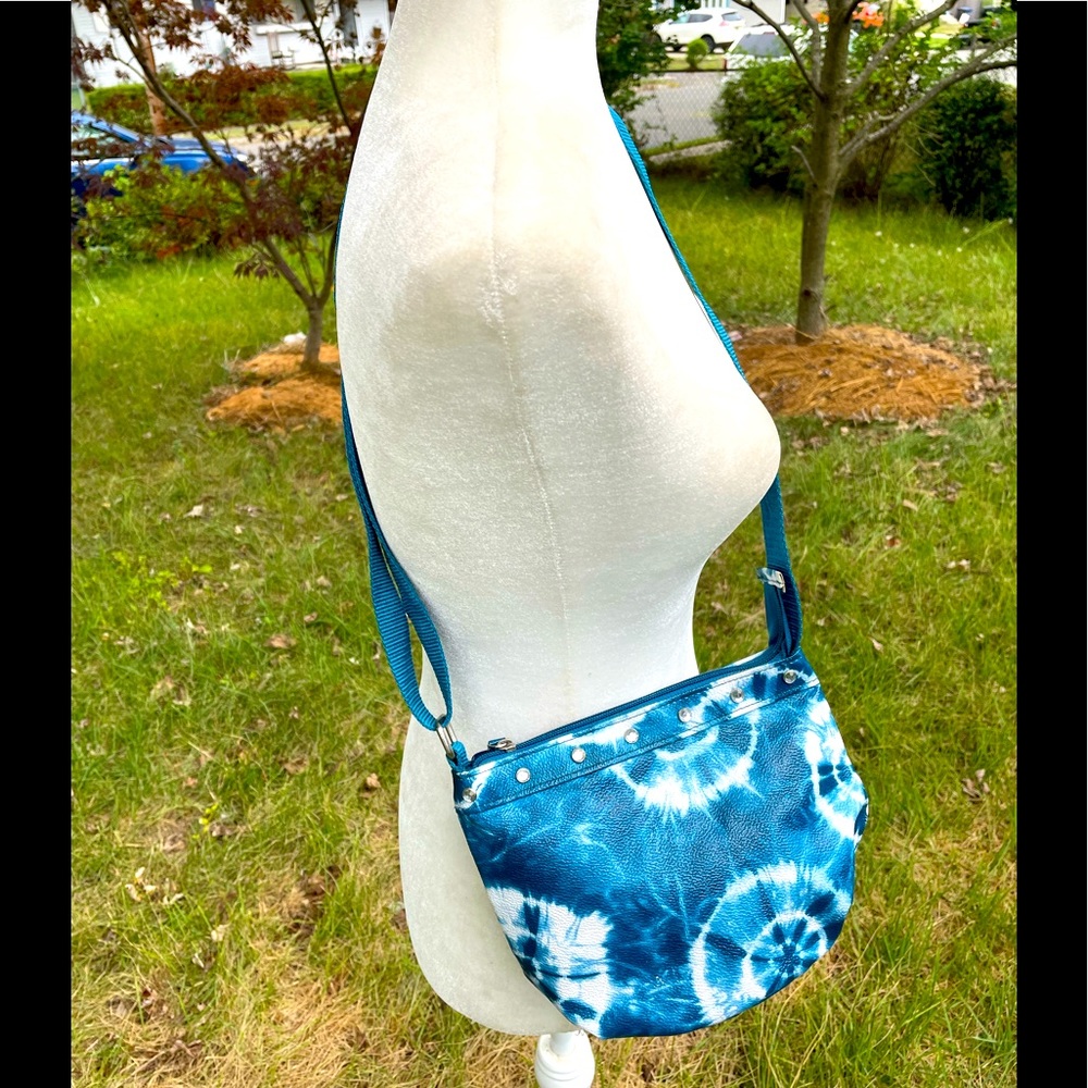 Justice’s Blue Tie Dye Design Bucket Bag With Rhinestones Upper Front